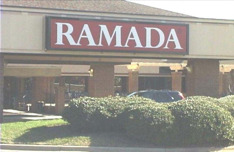 Ramada By Wyndham Raleigh Hotel Exterior foto